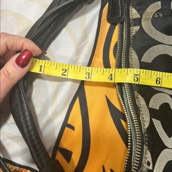 Coach Kristin Black and Cream Signature Hobo Bag - #14753 - Picture 14 of 15